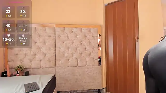 anita toro  online show from February 19, 11:40 am