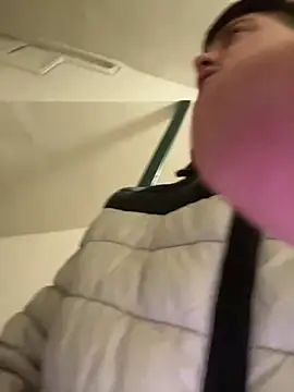 BWC00722 online show from March 10, 9:08 pm