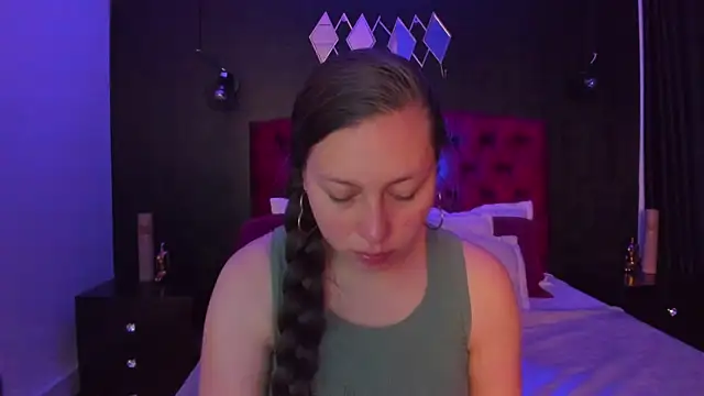 Snapshot of Widny_Beaumont chatting on December 3, 3:51 am Widny Beaumont online show from December 3, 3:51 am