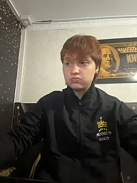 Snapshot of forever_youg chatting on November 6, 7:56 am forever youg online show from November 6, 7:56 am