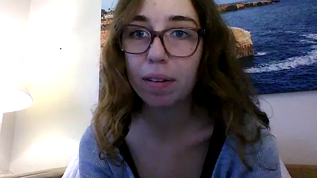 sweetsocalgirl online show from November 16, 11:52 pm