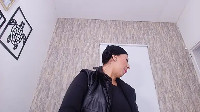 abbypratt online show from October 11, 7:15 pm