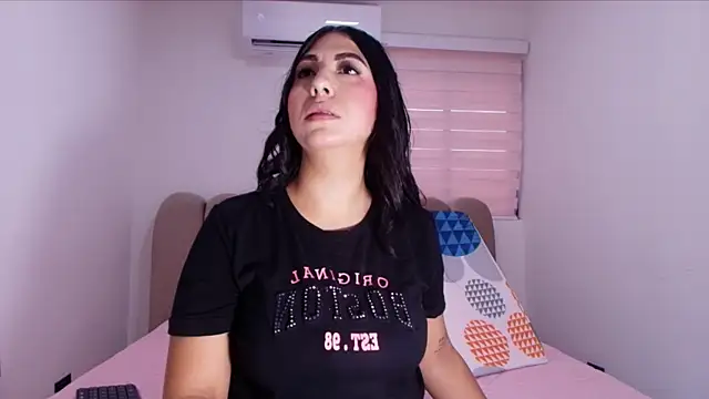 abbypratt online show from December 1, 7:15 pm