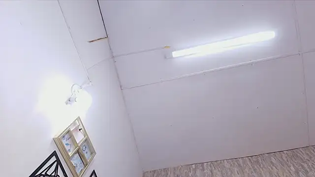 abbypratt online show from October 1, 7:18 pm