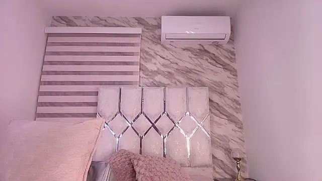 cataleya ebony  online show from February 5, 3:02 am