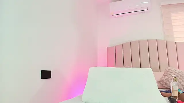 cataleya ebony  online show from October 31, 7:21 pm