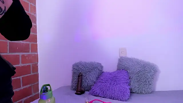 Renata reyes11 online show from March 26, 1:59 am