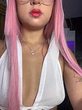 Snapshot of myc_hot chatting on November 14, 9:24 am myc hot online show from November 14, 9:24 am