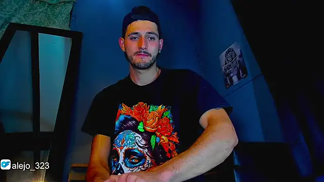 Snapshot of alejo__323__ chatting on January 7, 2:49 am alejo 323 online show from January 7, 2:49 am