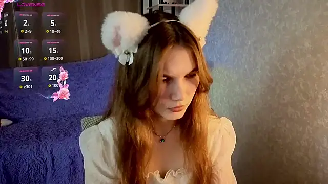 Snapshot of Nika_OMG chatting on October 3, 8:32 pm Nika OMG online show from October 3, 8:32 pm