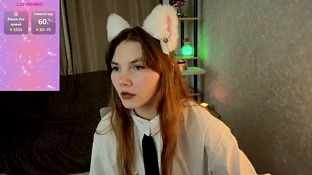 Snapshot of Nika_OMG chatting on November 1, 8:57 pm Nika OMG online show from November 1, 8:57 pm