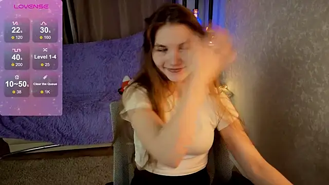 Snapshot of Nika_OMG chatting on November 7, 8:24 pm Nika OMG online show from November 7, 8:24 pm