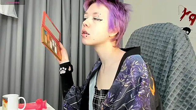 CarolineRichter online show from November 2, 3:11 am