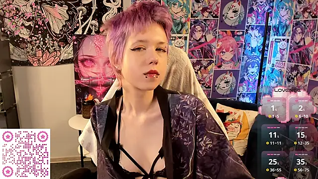 CarolineRichter online show from November 10, 4:39 am