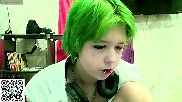 CarolineRichter online show from February 21, 12:40 pm