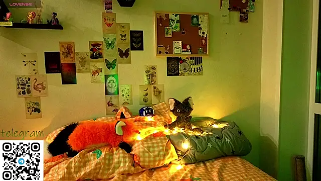 CarolineRichter online show from February 2, 11:15 pm