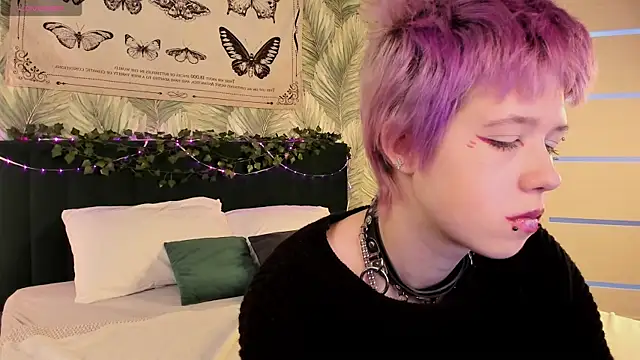 CarolineRichter online show from November 9, 3:32 am