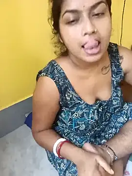 Snapshot of Naughty-Chaaya chatting on September 19, 10:08 am Naughty-Chaaya online show from September 19, 10:08 am