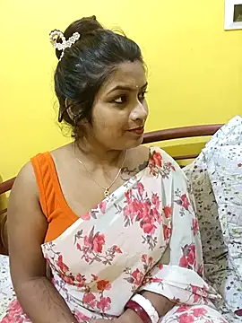 Snapshot of Naughty-Chaaya chatting on October 5, 6:20 pm Naughty-Chaaya online show from October 5, 6:20 pm