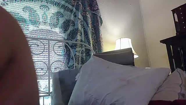 g0lden are0las89 online show from September 21, 12:54 pm