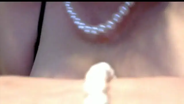 Snapshot of g0lden_are0las89 chatting on May 20, 9:12 pm g0lden are0las89 online show from May 20, 9:12 pm
