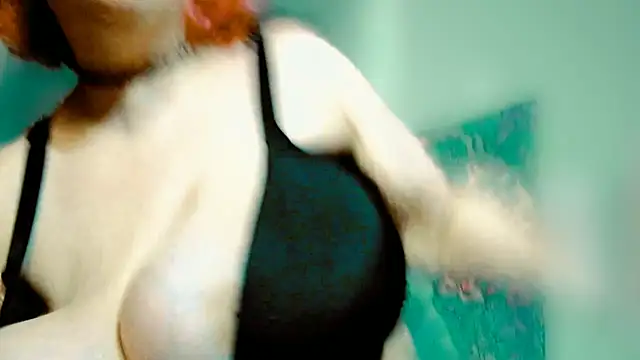 Snapshot of g0lden_are0las89 chatting on June 7, 3:34 am g0lden are0las89 online show from June 7, 3:34 am