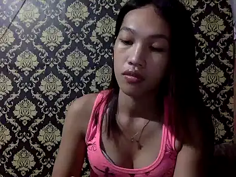 your wifey online show from November 13, 10:52 am