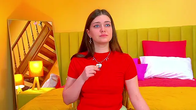 JessicaJewells online show from April 1, 6:26 am