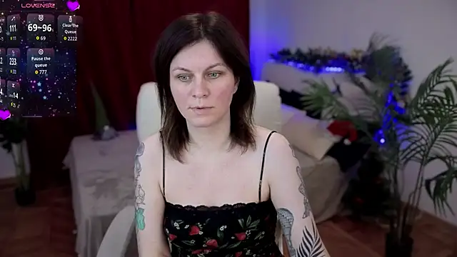 TinaMelt online show from November 21, 8:19 pm