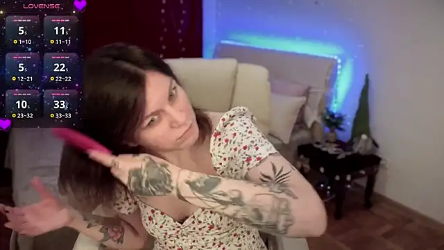 TinaMelt online show from November 11, 6:36 pm