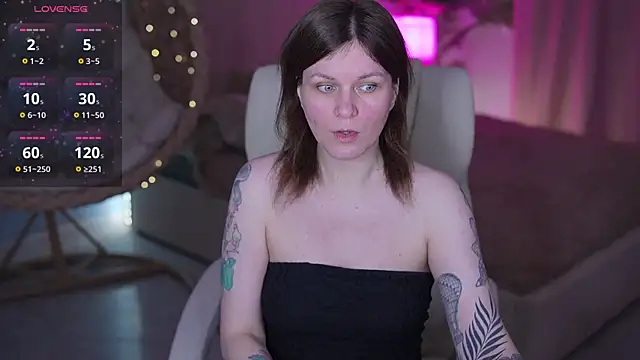 TinaMelt online show from March 7, 7:41 pm