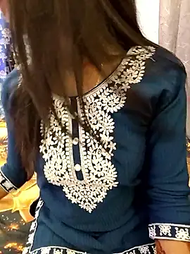 priya 26 online show from May 3, 10:42 am