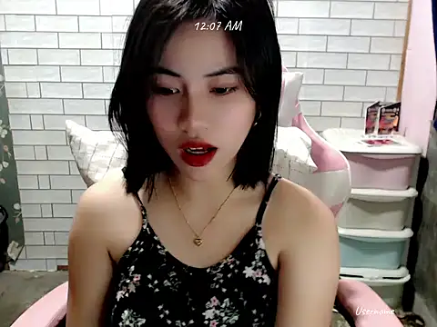 Rainea149 online show from February 22, 4:08 pm