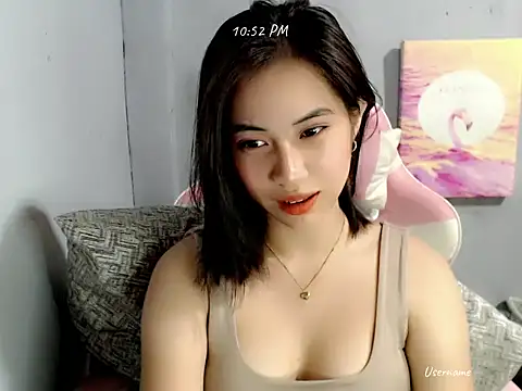 Rainea149 online show from May 9, 2:53 pm
