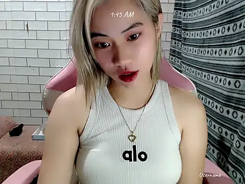 Rainea149 online show from October 26, 5:46 pm