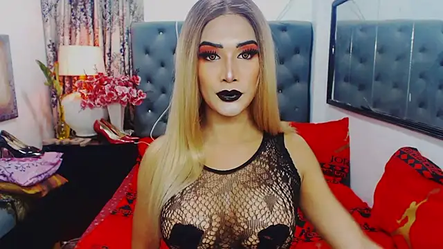 Snapshot of Mistress4fun chatting on March 12, 7:56 am Mistress4fun online show from March 12, 7:56 am