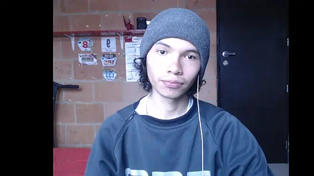 Xoxo Smiles online show from September 23, 4:47 pm