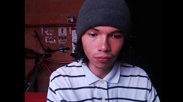 Xoxo Smiles online show from September 25, 3:18 pm