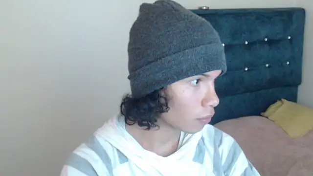 Xoxo Smiles online show from September 15, 8:31 pm