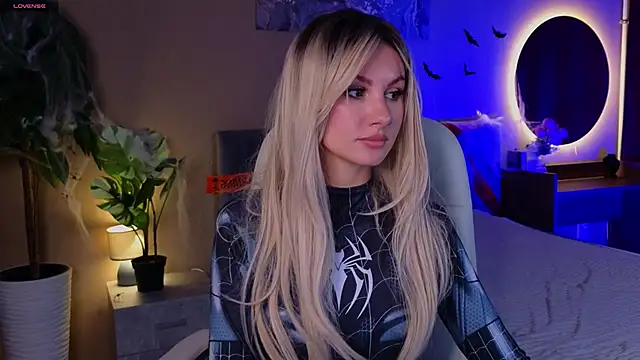 Ginger Jessy  online show from October 29, 2:38 pm