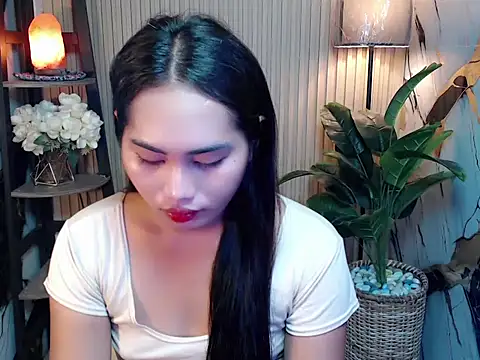 sluttyprincess0 online show from February 5, 11:00 pm