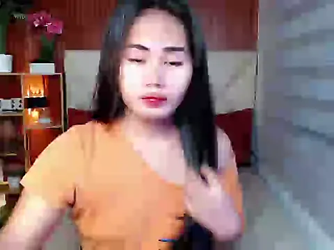 Snapshot of sluttyprincess0 chatting on December 3, 10:53 pm sluttyprincess0 online show from December 3, 10:53 pm