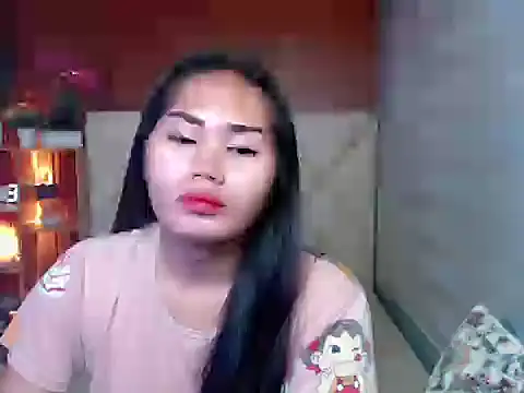 Snapshot of sluttyprincess0 chatting on October 6, 11:05 pm sluttyprincess0 online show from October 6, 11:05 pm