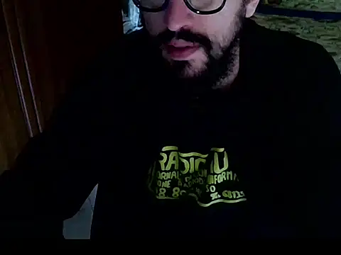 Snapshot of MisterX_99 chatting on October 25, 8:02 am MisterX 99 online show from October 25, 8:02 am