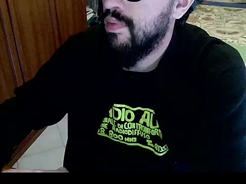 Snapshot of MisterX_99 chatting on October 24, 8:57 am MisterX 99 online show from October 24, 8:57 am