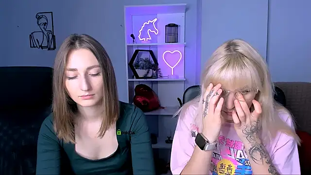 Snapshot of eva_smiith_ chatting on November 6, 6:50 am eva smiith online show from November 6, 6:50 am