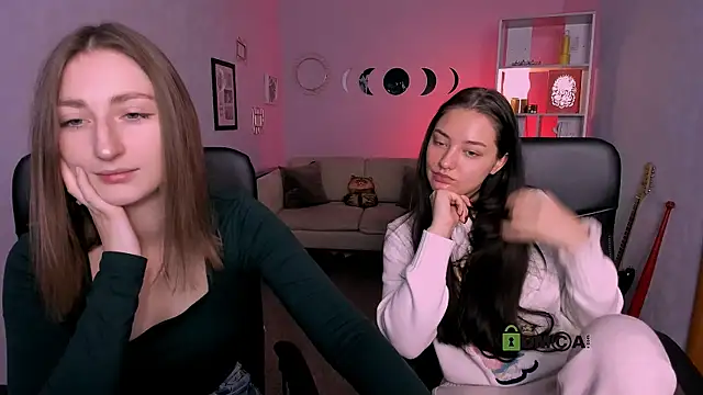 eva smiith  online show from December 18, 6:40 am