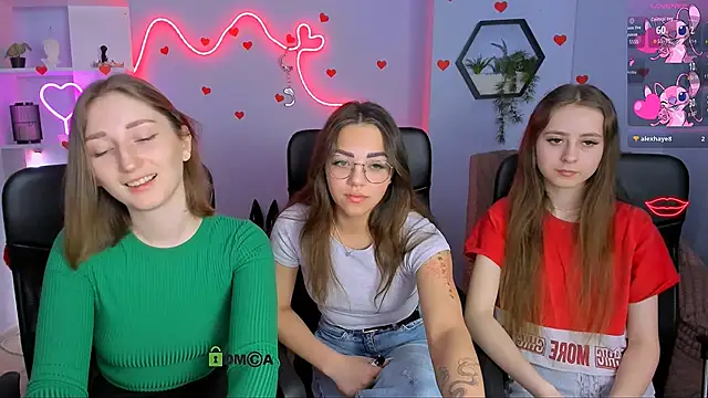 eva smiith  online show from April 17, 5:54 am