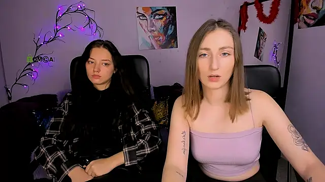 Snapshot of eva_smiith_ chatting on December 3, 6:47 am eva smiith online show from December 3, 6:47 am