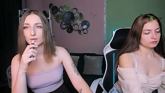 Snapshot of eva_smiith_ chatting on November 27, 6:47 am eva smiith online show from November 27, 6:47 am